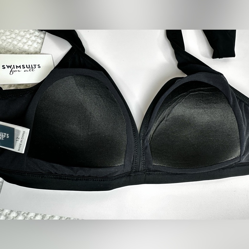 SALE! 🖤Tie-neck Halter Bikini Top NWT - Picture 6 of 7